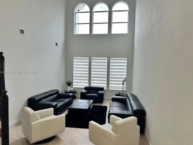 $1,380,000 | 10873 Northwest 71st Street, Doral, FL 33178