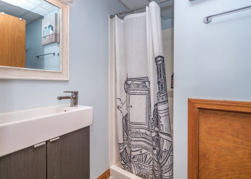 140 College Farm Road Waltham, MA 02451 - Photo 19 of 25 Gallery Image 19