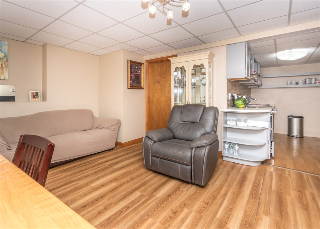 140 College Farm Road Waltham, MA 02451 - Photo 20 of 25 Gallery Image 20
