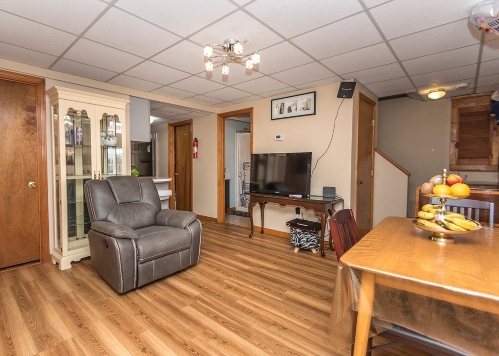 140 College Farm Road Waltham, MA 02451 - Photo 21 of 25 Gallery Image 21