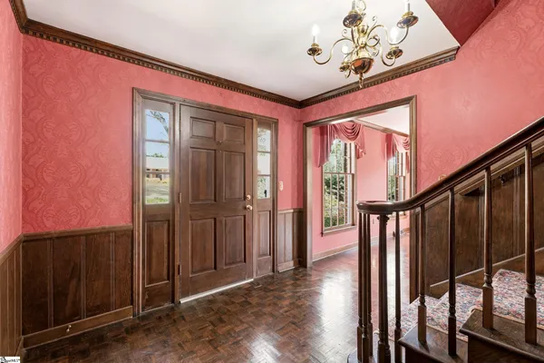 $689,900 | 206 Honey Horn Drive, Simpsonville, SC 29681
