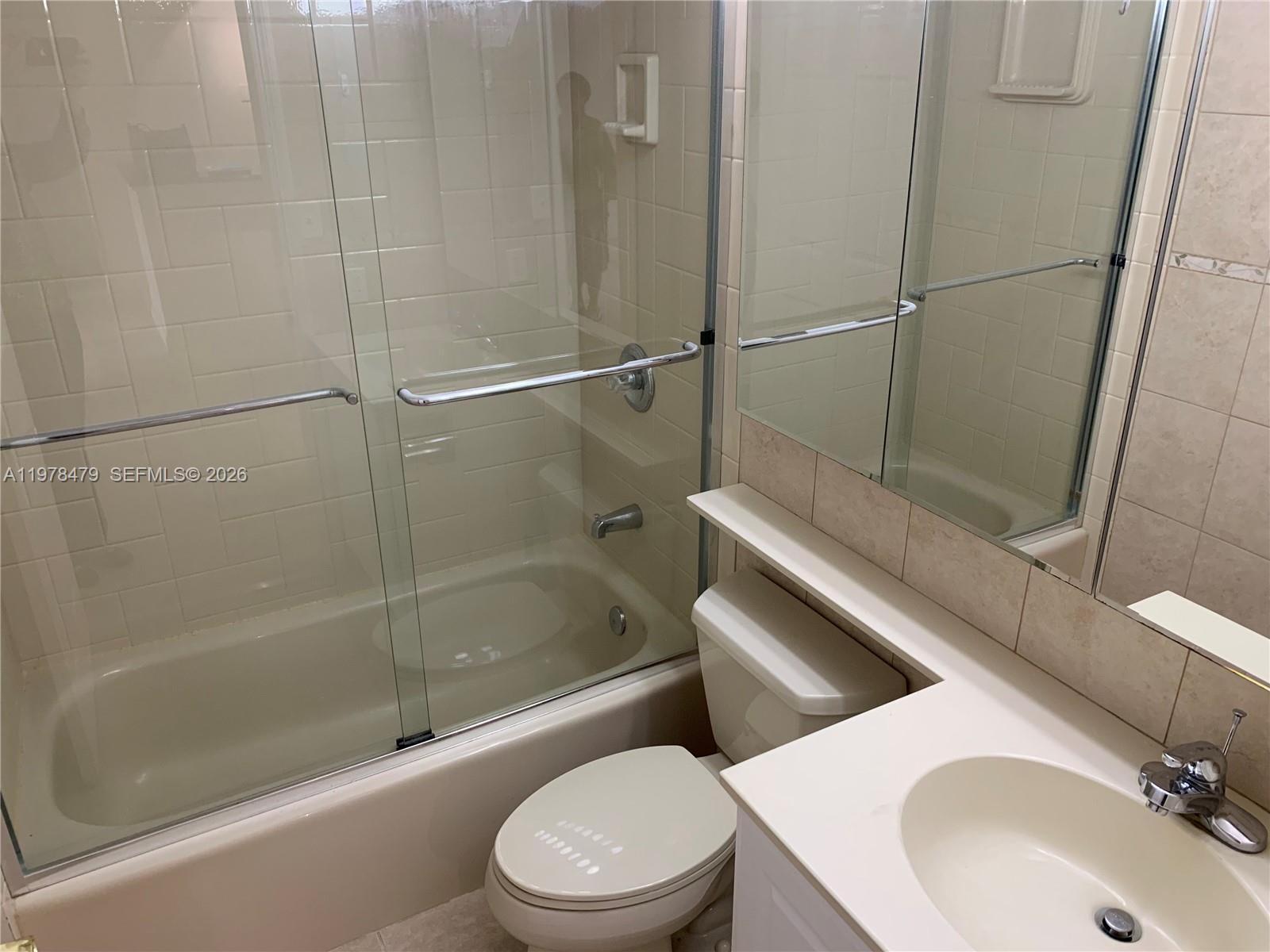 570 South Park Road, Unit 136 Hollywood, FL 33021 - Photo 8 of 54