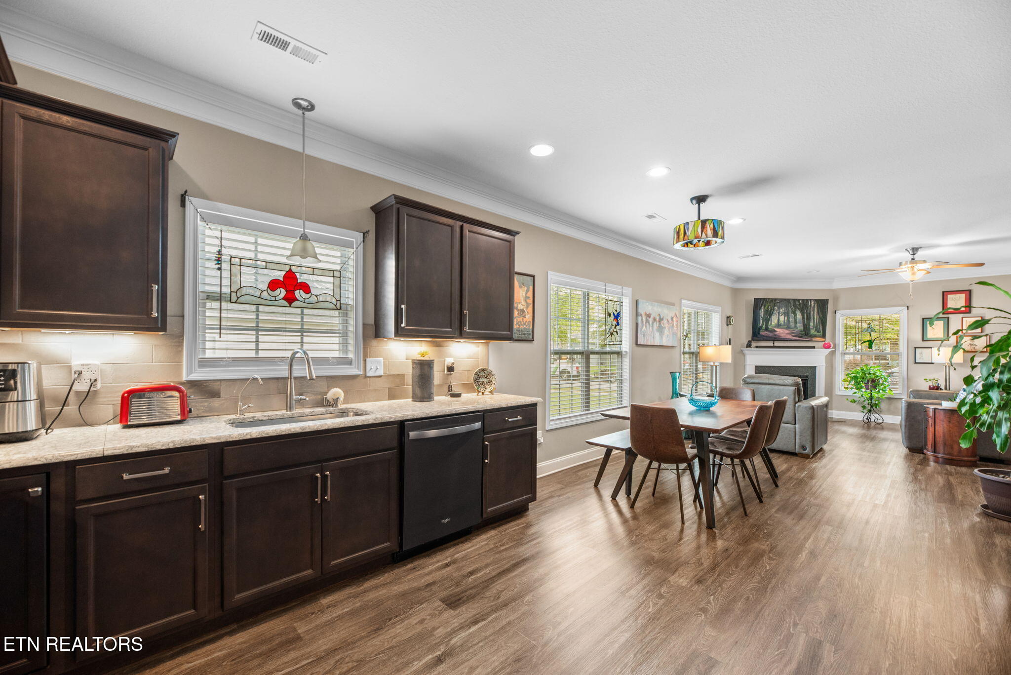 139 Hackberry Street Oak Ridge, TN 37830 - Photo 13 of 49 13-web-or-mls-Hckbrry139 (39)