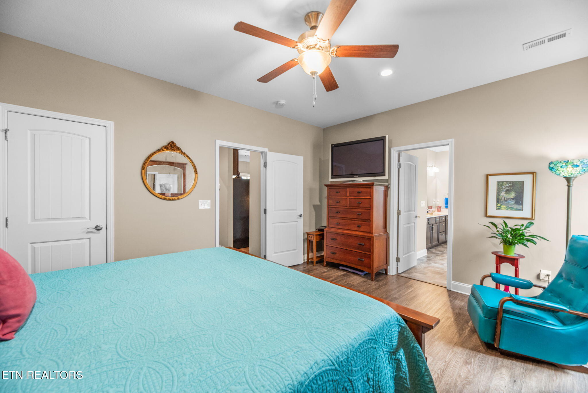 139 Hackberry Street Oak Ridge, TN 37830 - Photo 19 of 49 19-web-or-mls-Hckbrry139 (48)