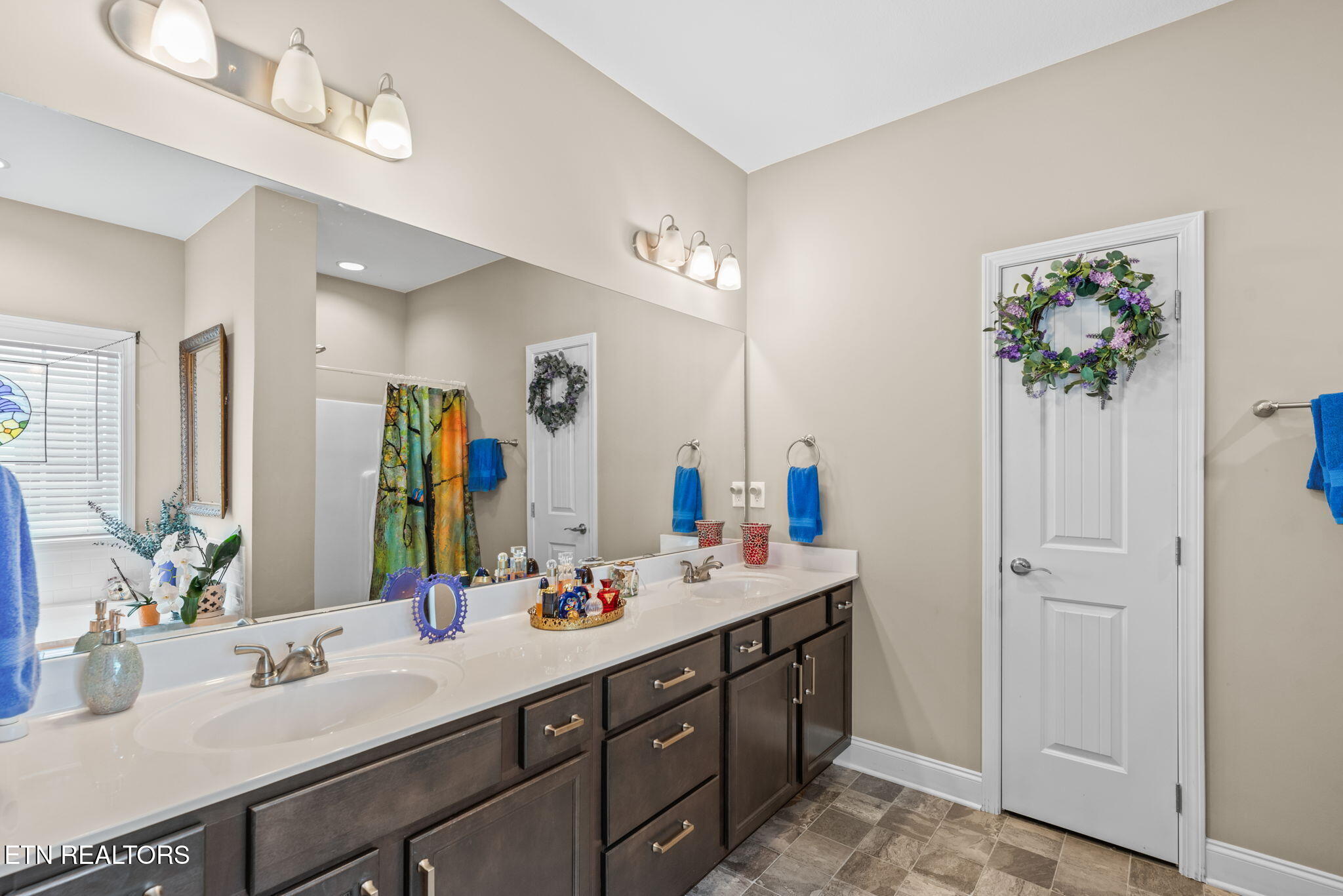 139 Hackberry Street Oak Ridge, TN 37830 - Photo 20 of 49 20-web-or-mls-Hckbrry139 (51)