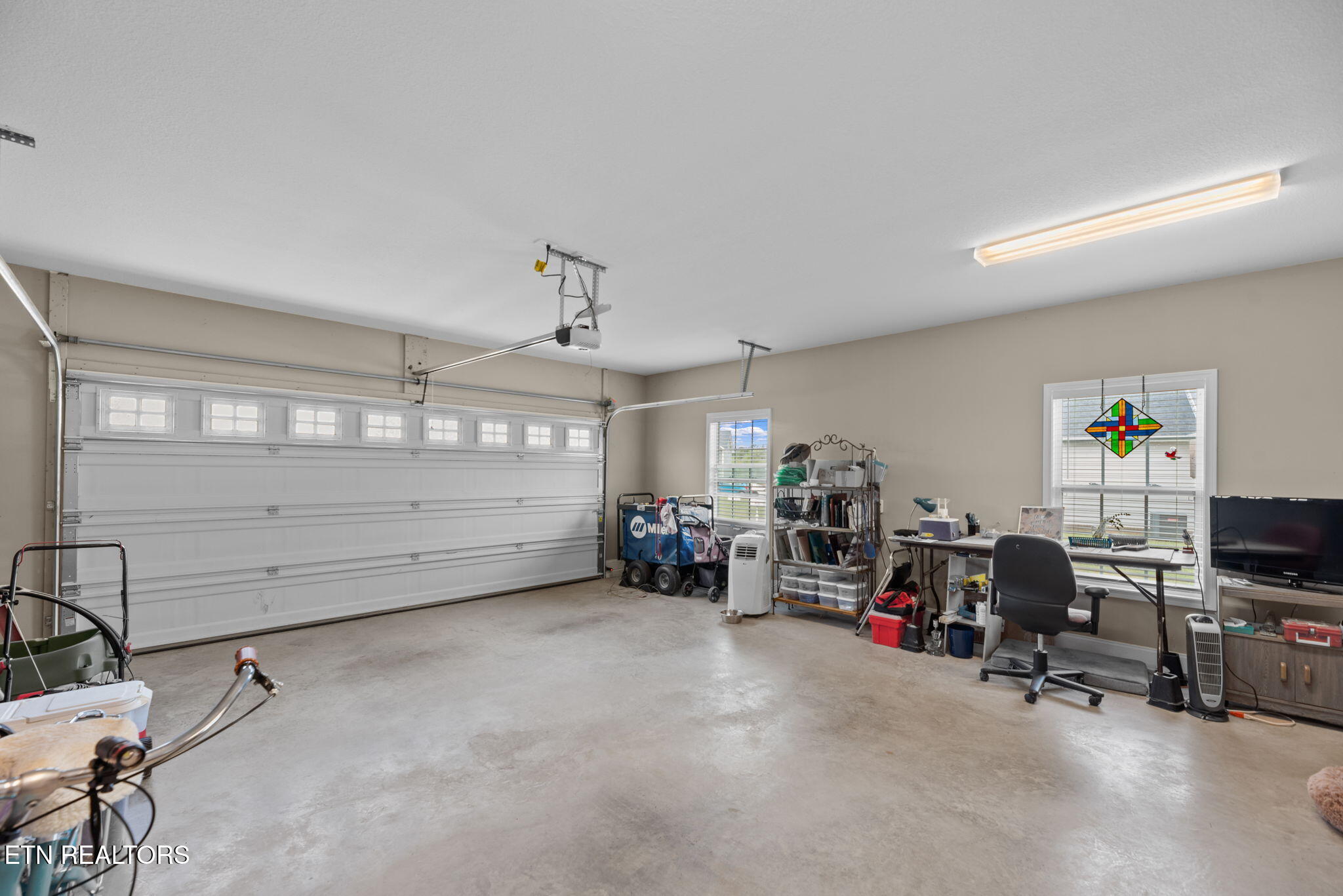 139 Hackberry Street Oak Ridge, TN 37830 - Photo 30 of 49 30-web-or-mls-Hckbrry139 (90)