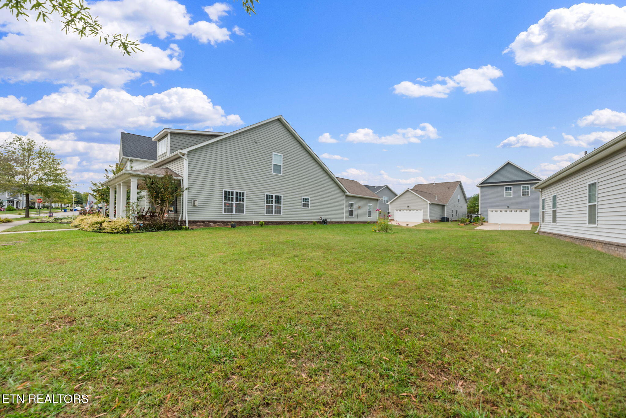 139 Hackberry Street Oak Ridge, TN 37830 - Photo 49 of 49 50-web-or-mls-Hckbrry139 (102)