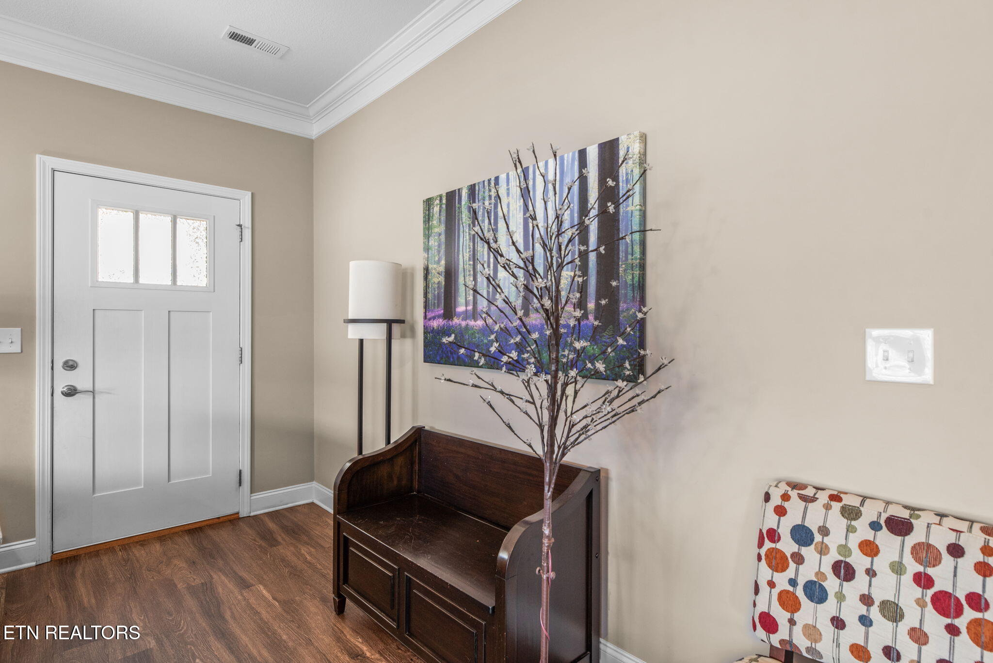 139 Hackberry Street Oak Ridge, TN 37830 - Photo 5 of 49 5-web-or-mls-Hckbrry139 (21)