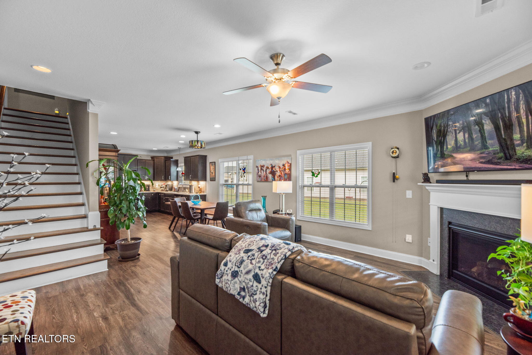 139 Hackberry Street Oak Ridge, TN 37830 - Photo 8 of 49 8-web-or-mls-Hckbrry139 (24)