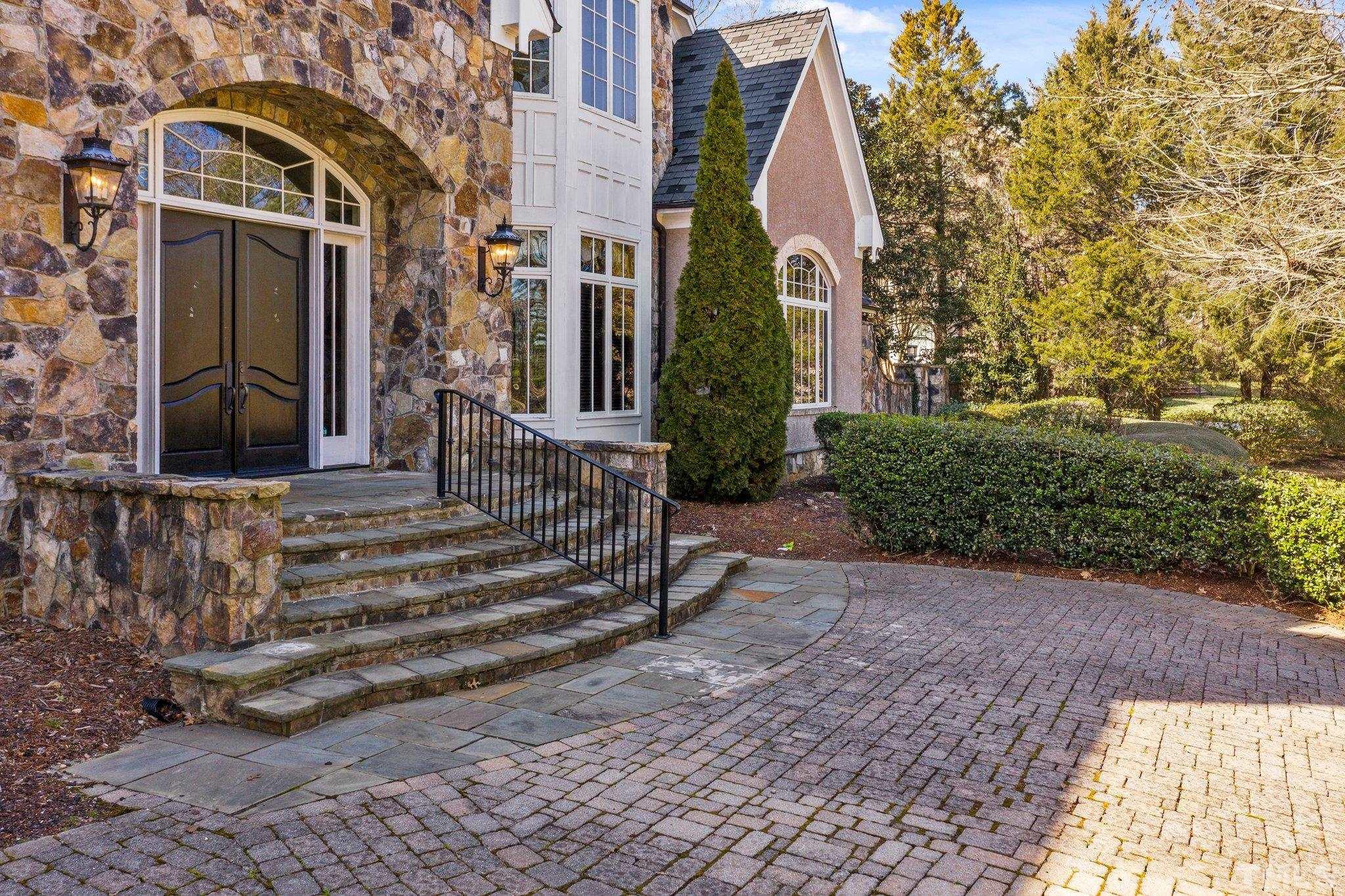 12501 Village Springs Road Raleigh, NC 27614 - Photo 14 of 93