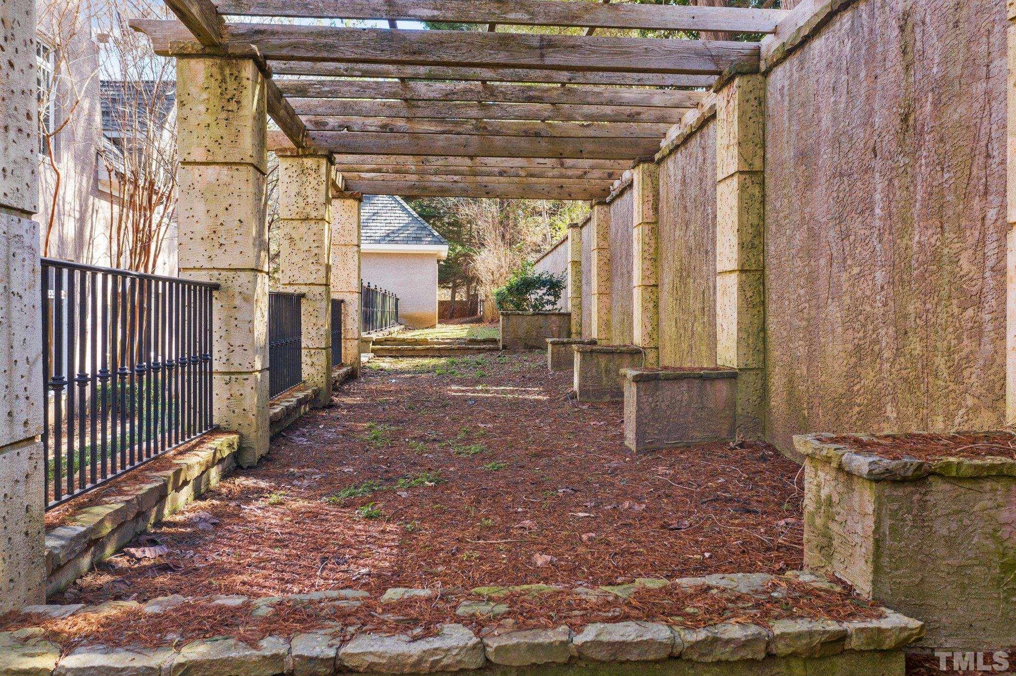 12501 Village Springs Road Raleigh, NC 27614 - Photo 34 of 93