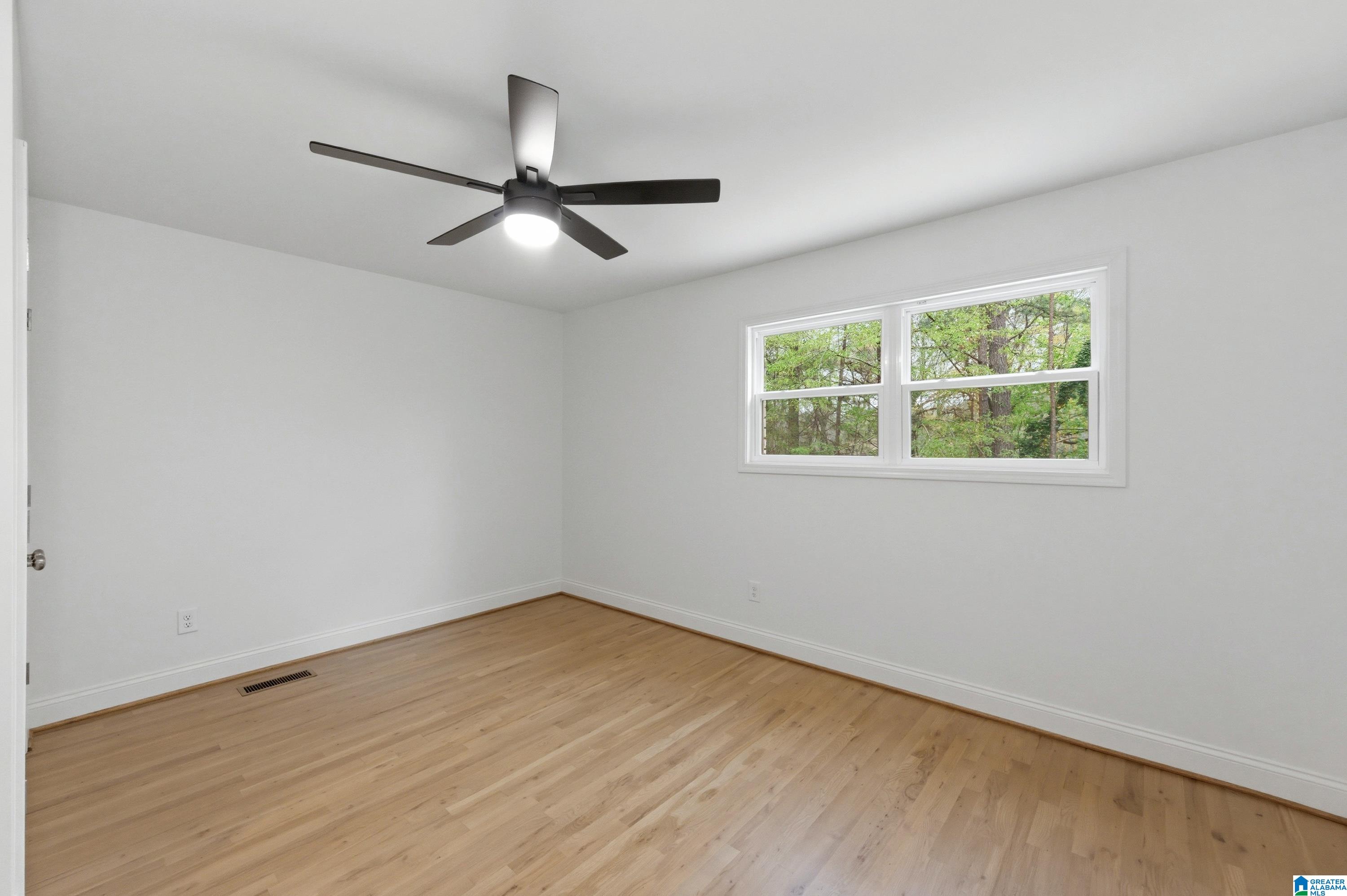 5676 Rex Lake Circle Leeds, AL 35094 - Photo 19 of 47