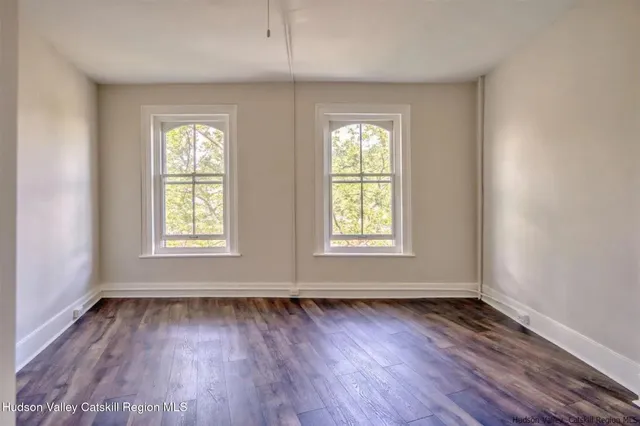 $1,950 | 4 West Union Street, Unit 3, Kingston, NY 12401