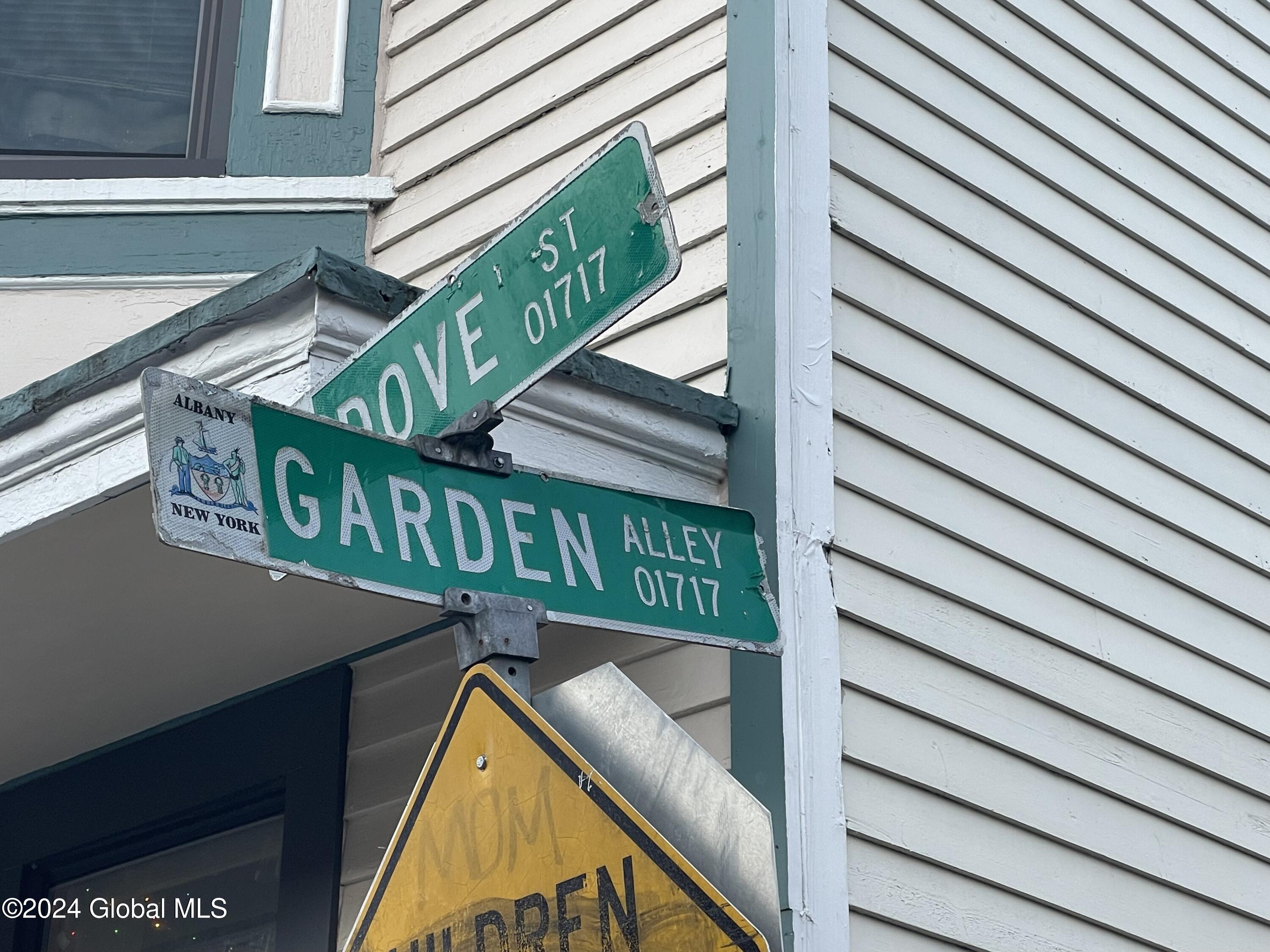 378 Hamilton Street Albany, NY 12210 - Photo 27 of 30 IMG_6782