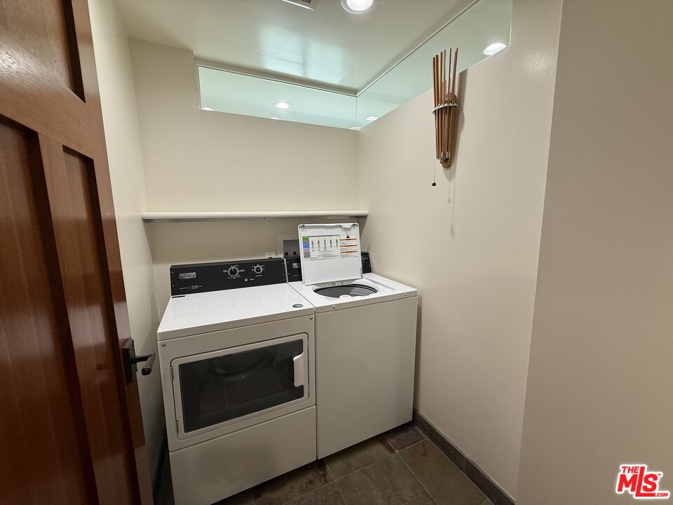 2 Catamaran Street, Unit 3 Marina del Rey, CA 90292 - Photo 23 of 40