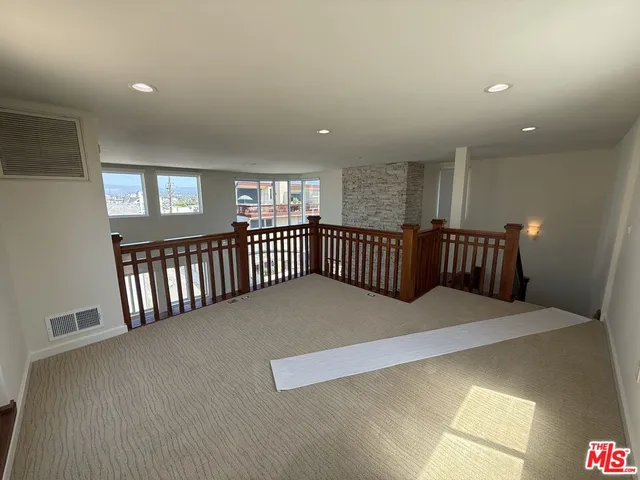 $15,000 | 2 Catamaran Street, Unit 3, Marina del Rey, CA 90292