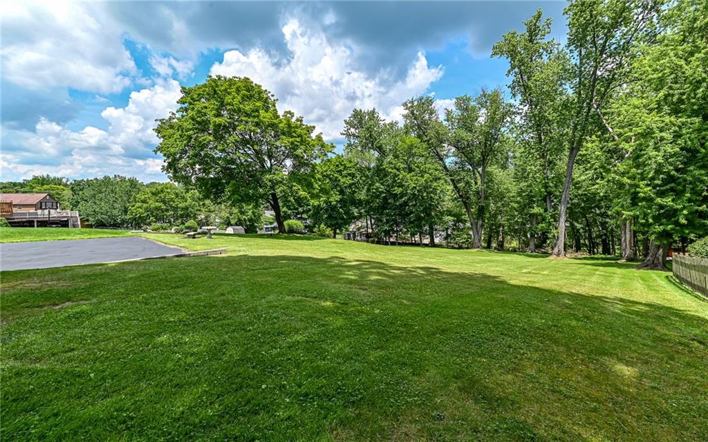 2276 Rochester Road Pittsburgh, PA 15237 - Photo 29 of 37 Gallery Image 29