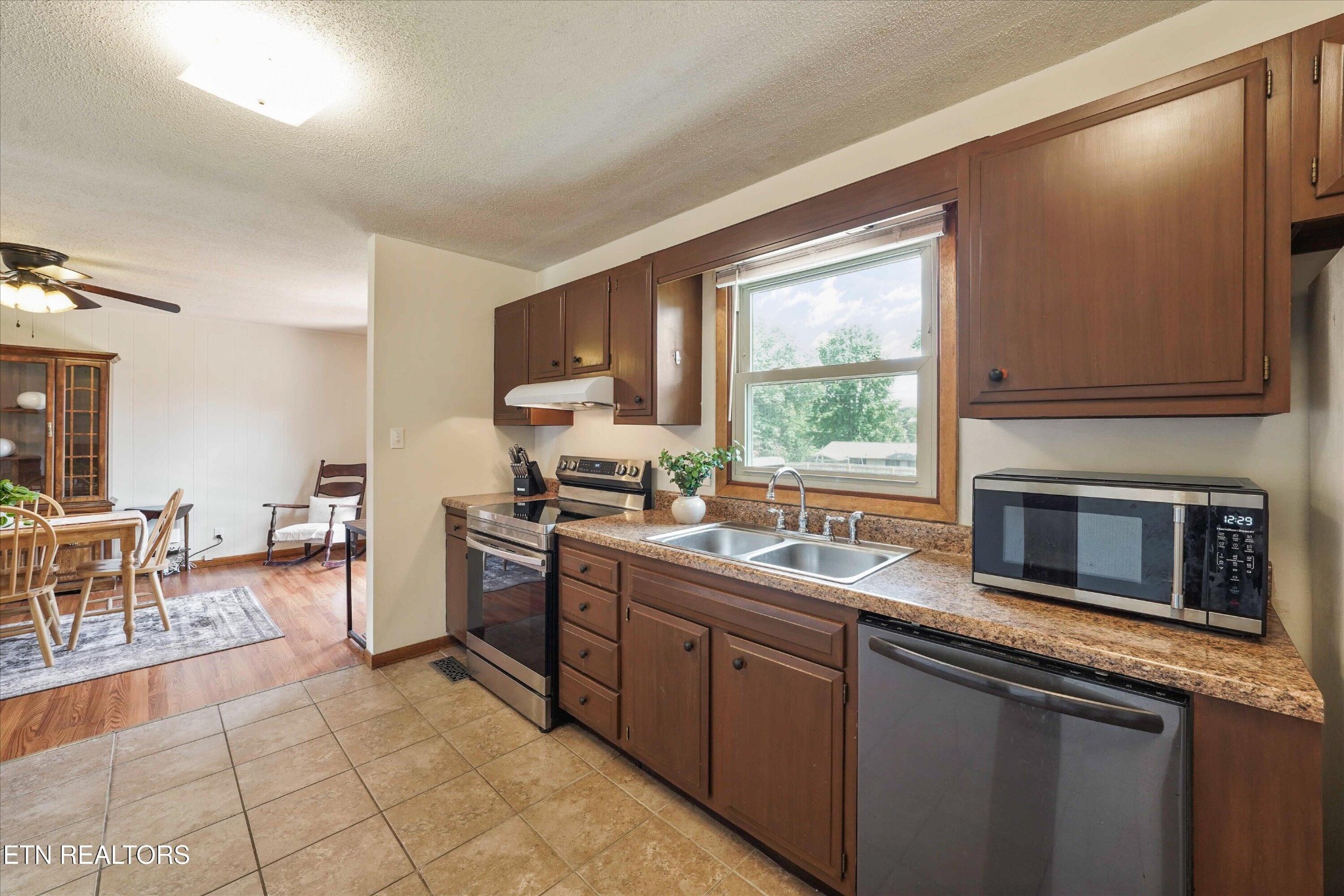 7740 Ashley Road Powell, TN 37849 - Photo 16 of 39 Gallery Image 16