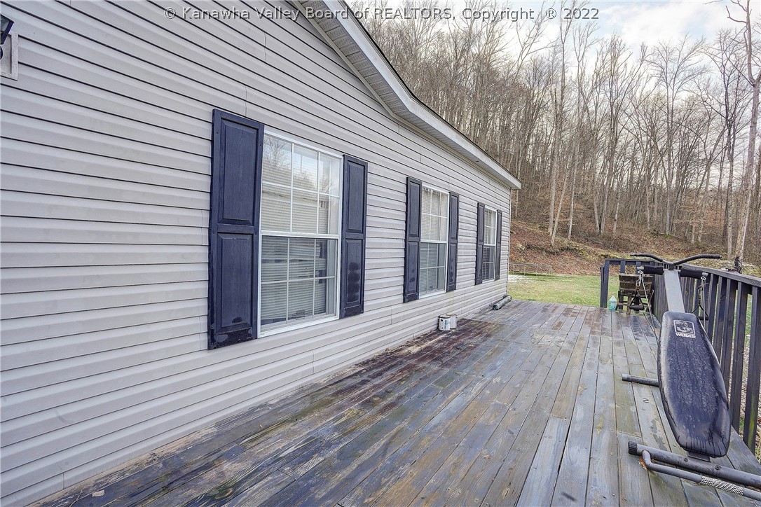 9301 Charleston Road Walton, WV 25286 - Photo 4 of 28 Gallery Image 4