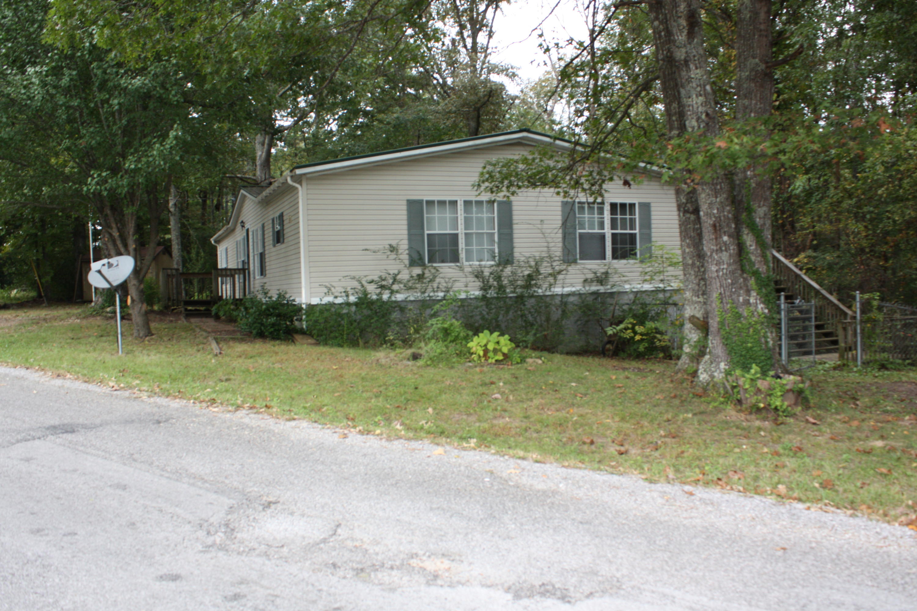 5014 Beaver Road Crossville, TN 38572 - Photo 2 of 12 IMG_3524