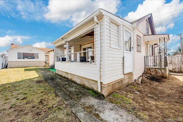 $850,000 | 214 Beach 3rd Street | Far Rockaway