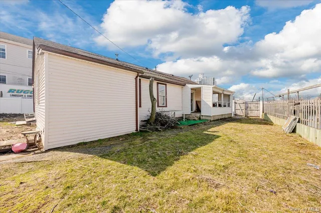 $850,000 | 214 Beach 3rd Street | Far Rockaway