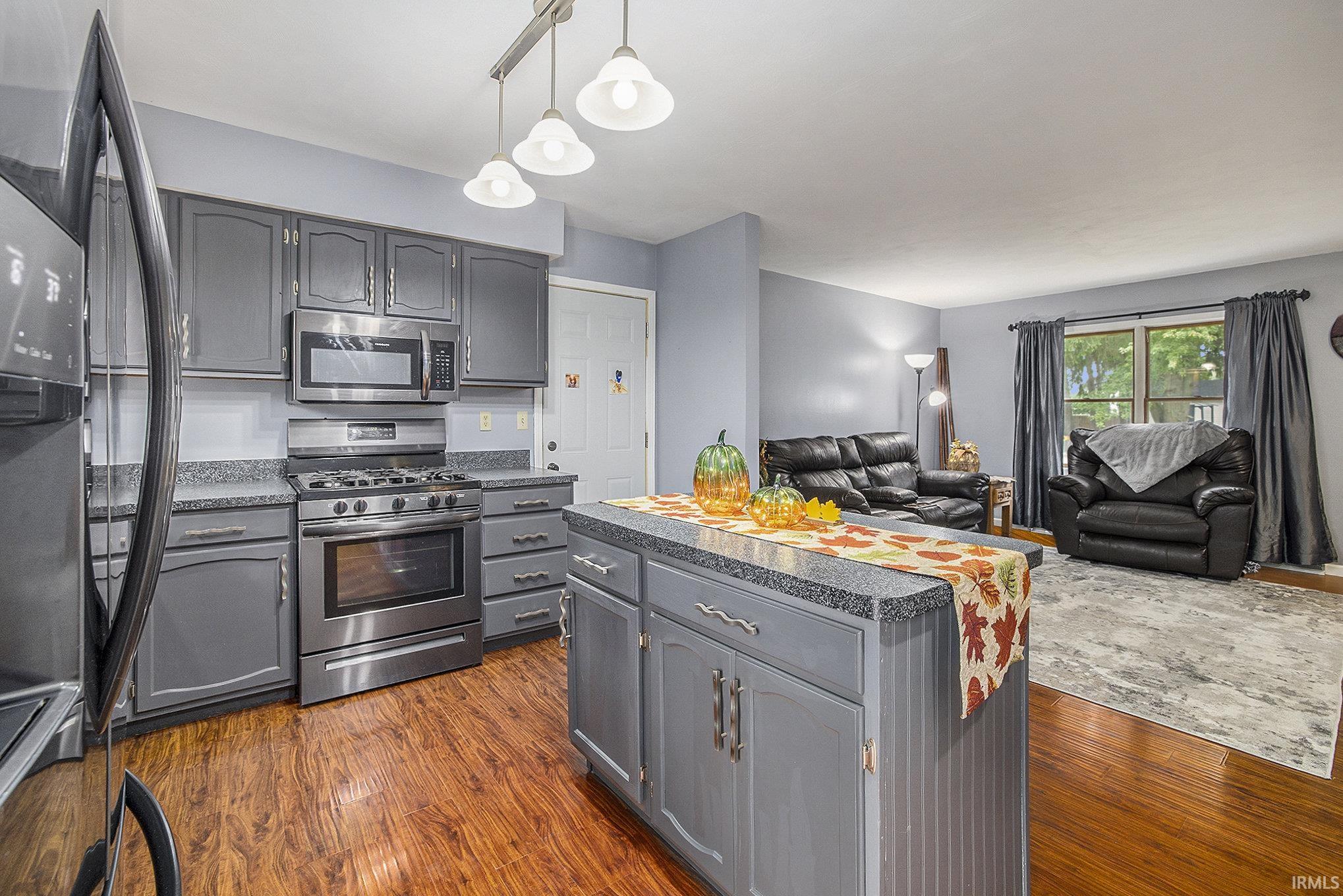 19165 Tarman Road New Paris, IN 46553 - Photo 3 of 22 Gallery Image 3