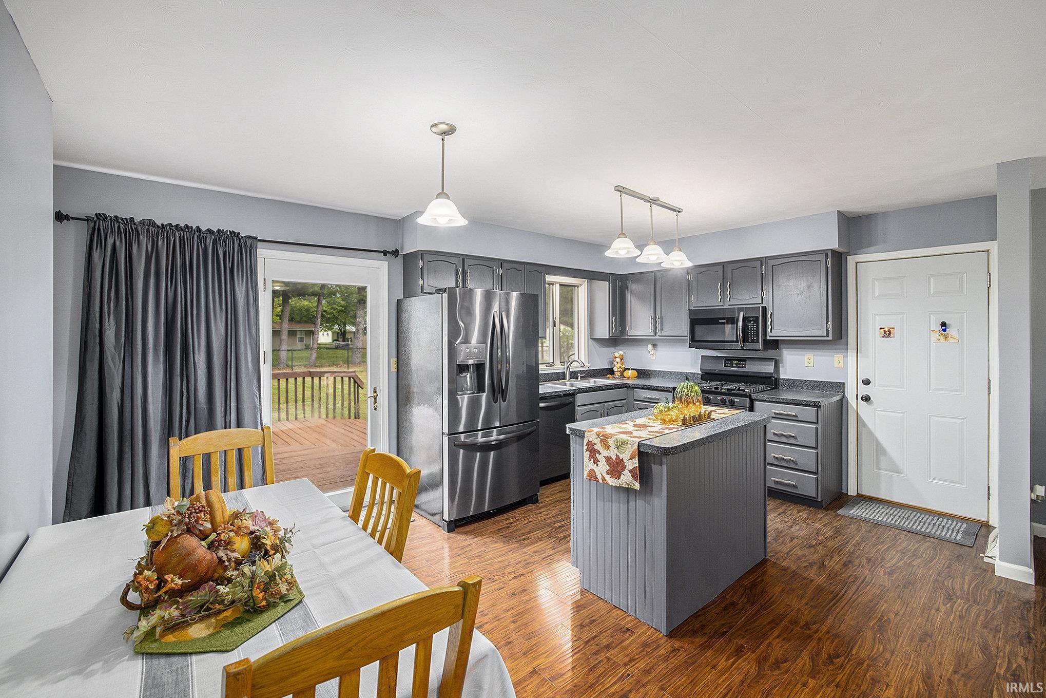 19165 Tarman Road New Paris, IN 46553 - Photo 4 of 22 Gallery Image 4