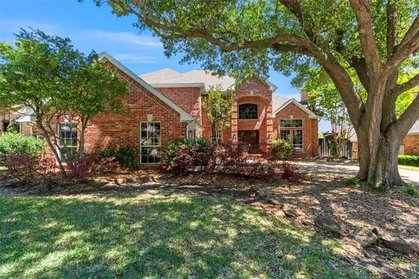 $550,000 | 917 Hills Creek Drive, McKinney, TX 75072