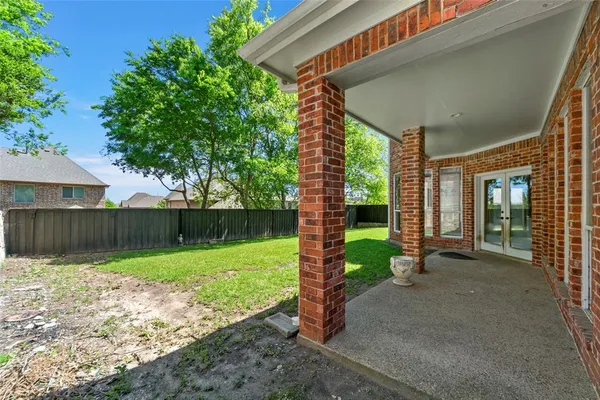 $550,000 | 917 Hills Creek Drive, McKinney, TX 75072