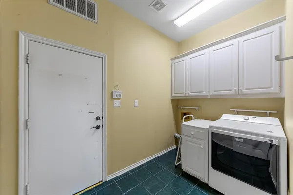 $550,000 | 917 Hills Creek Drive, McKinney, TX 75072