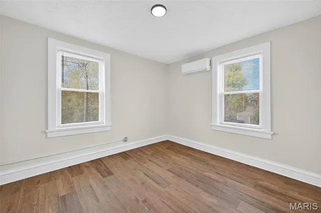 $1,350 | 5803 South Kings Highway Boulevard, Unit 2N, St. Louis, MO 63109