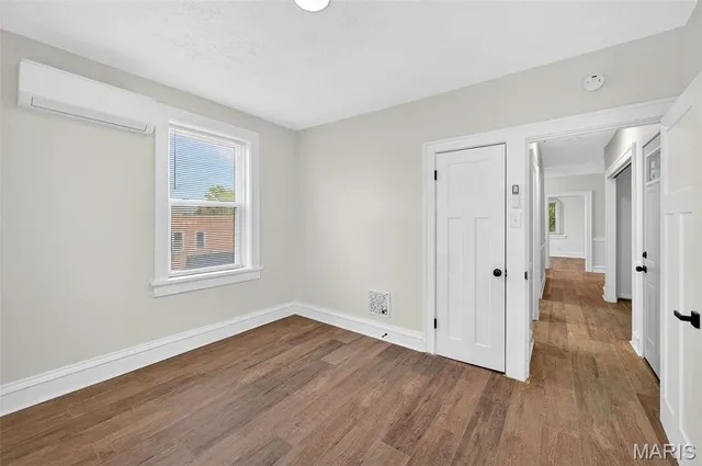 $1,350 | 5803 South Kings Highway Boulevard, Unit 2N, St. Louis, MO 63109