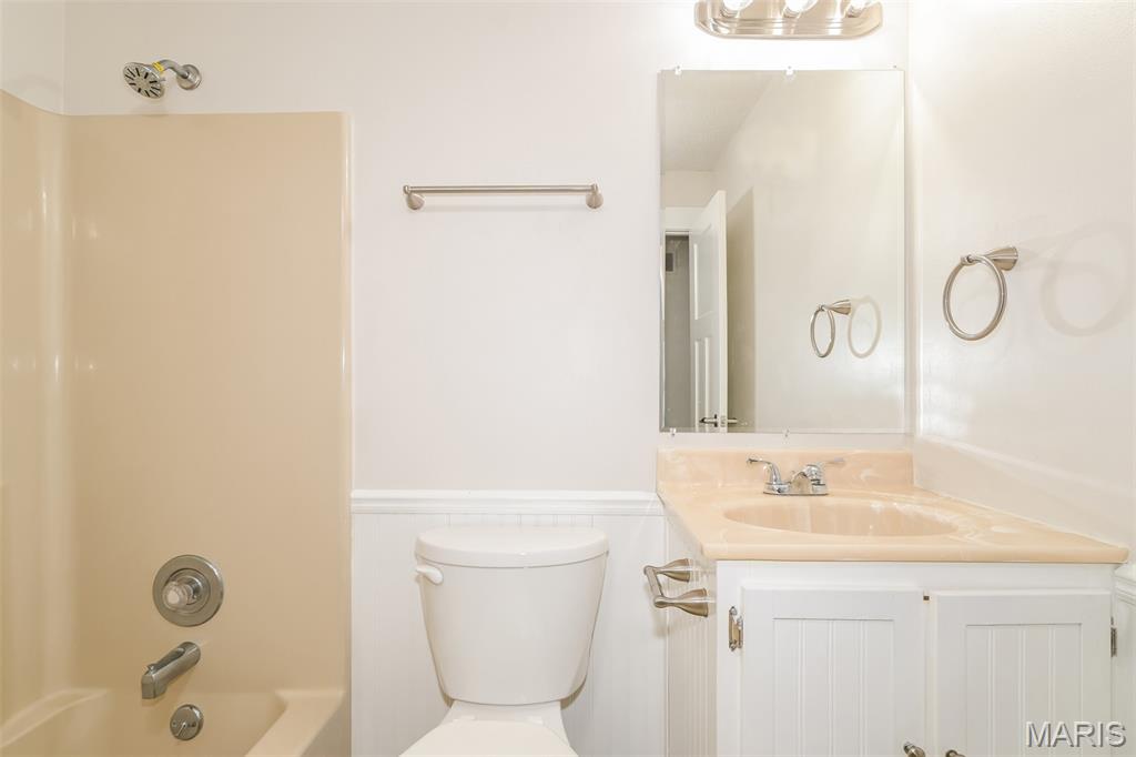 2557 Tricia Lane High Ridge, MO 63049 - Photo 11 of 17