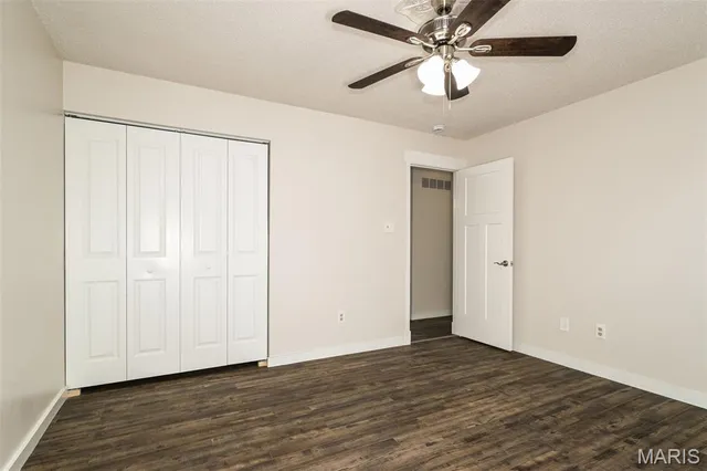 $2,425 | 2557 Tricia Lane, High Ridge, MO 63049