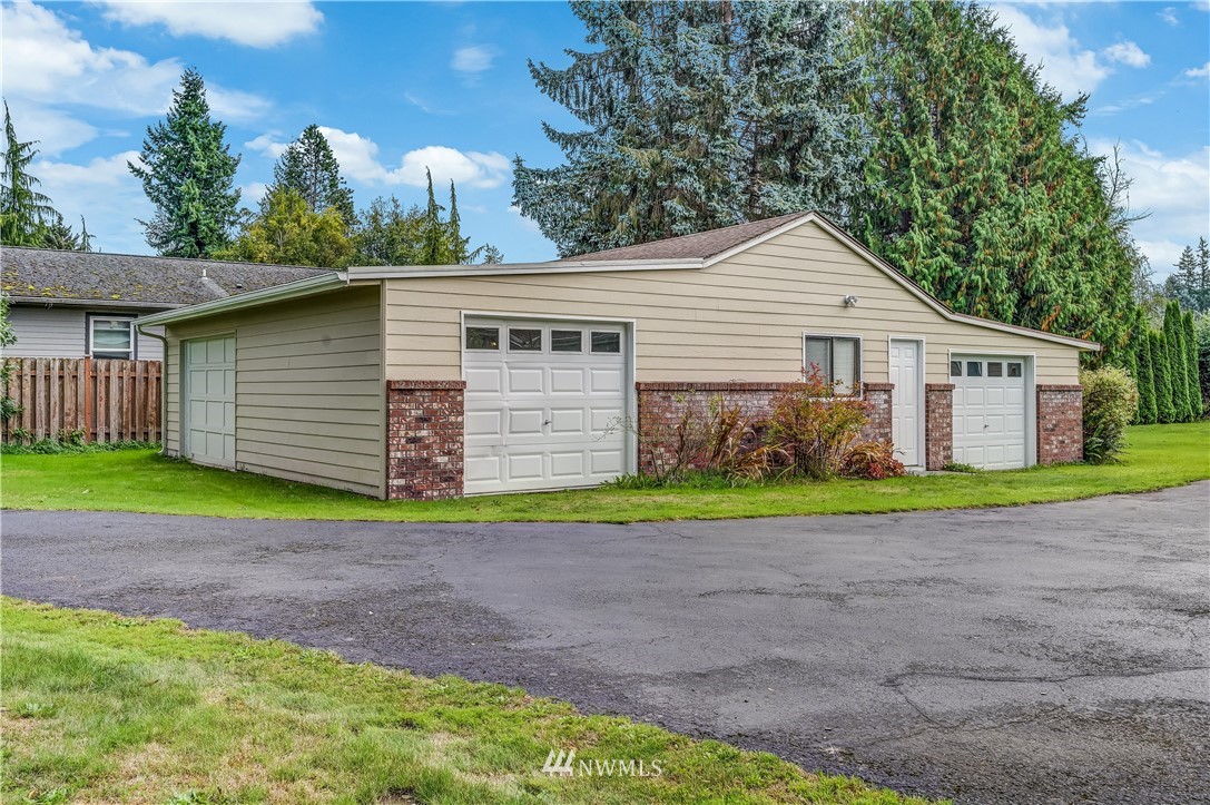 923 Polte Road Sedro-Woolley, WA 98284 - Photo 2 of 40 Gallery Image 2