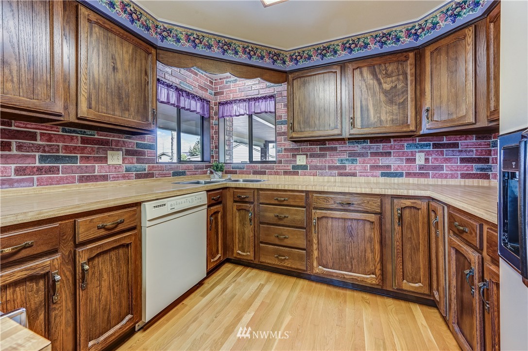 923 Polte Road Sedro-Woolley, WA 98284 - Photo 12 of 40 Gallery Image 12