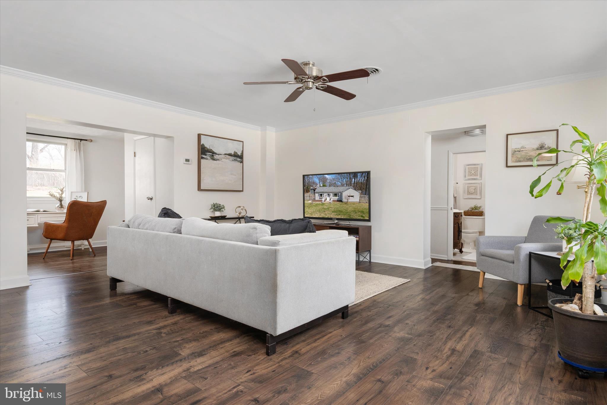 8349 Elm Road Millersville, MD 21108 - Photo 12 of 52 Family Room