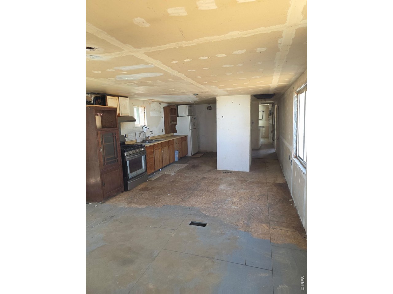 4223 Grand Teton Road Greeley, CO 80634 - Photo 9 of 17