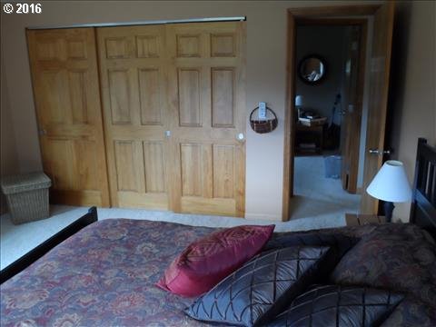 345 Southwest Martin Road White Salmon, WA 98672 - Photo 18 of 26 Bedroom, Primary