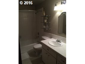 345 Southwest Martin Road White Salmon, WA 98672 - Photo 25 of 26 Gallery Image 25