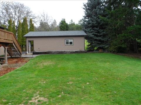 345 Southwest Martin Road White Salmon, WA 98672 - Photo 9 of 26 Gallery Image 9