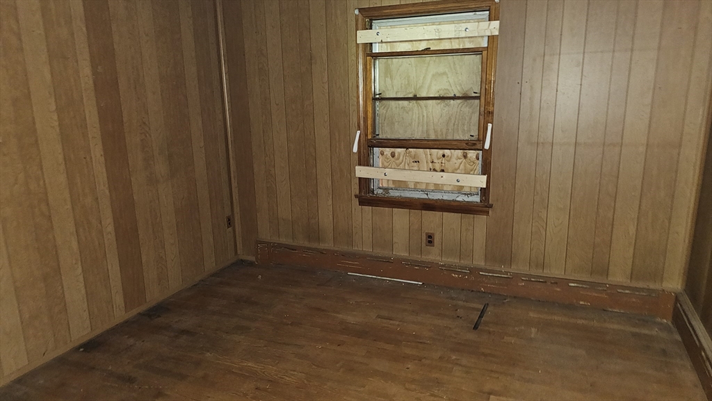 181 Freeman Terrace Springfield, MA 01104 - Photo 20 of 24