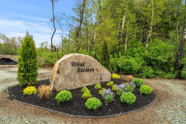 $999,900 | 19 Lily Lane, Londonderry, NH 03053