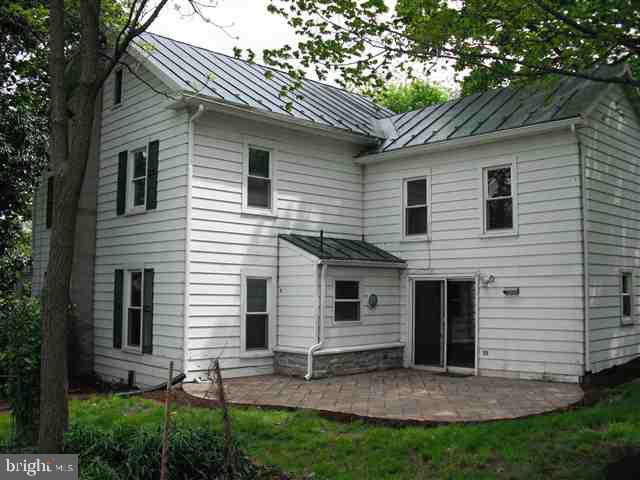 456 Burnt House Road Carlisle, PA 17015 - Photo 4 of 17 Gallery Image 4