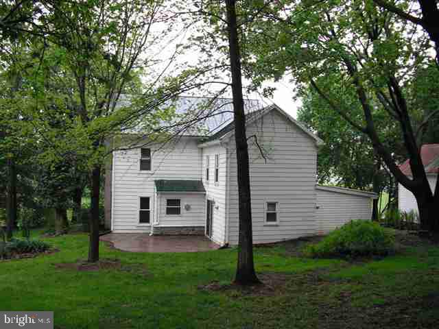 456 Burnt House Road Carlisle, PA 17015 - Photo 5 of 17 Gallery Image 5