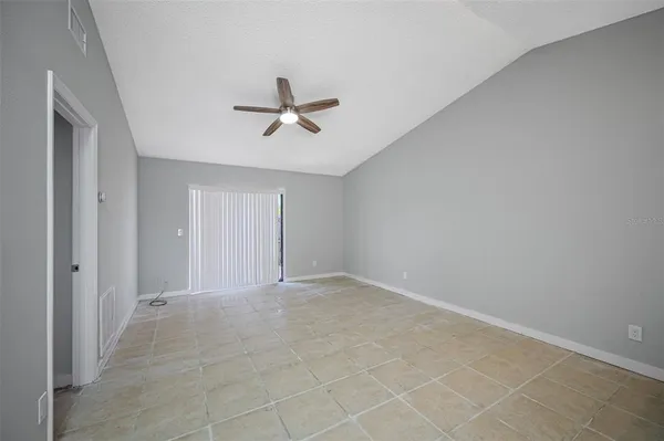 $1,595 | 501 St Michaels Way, Unit 525, Tarpon Springs, FL 34689