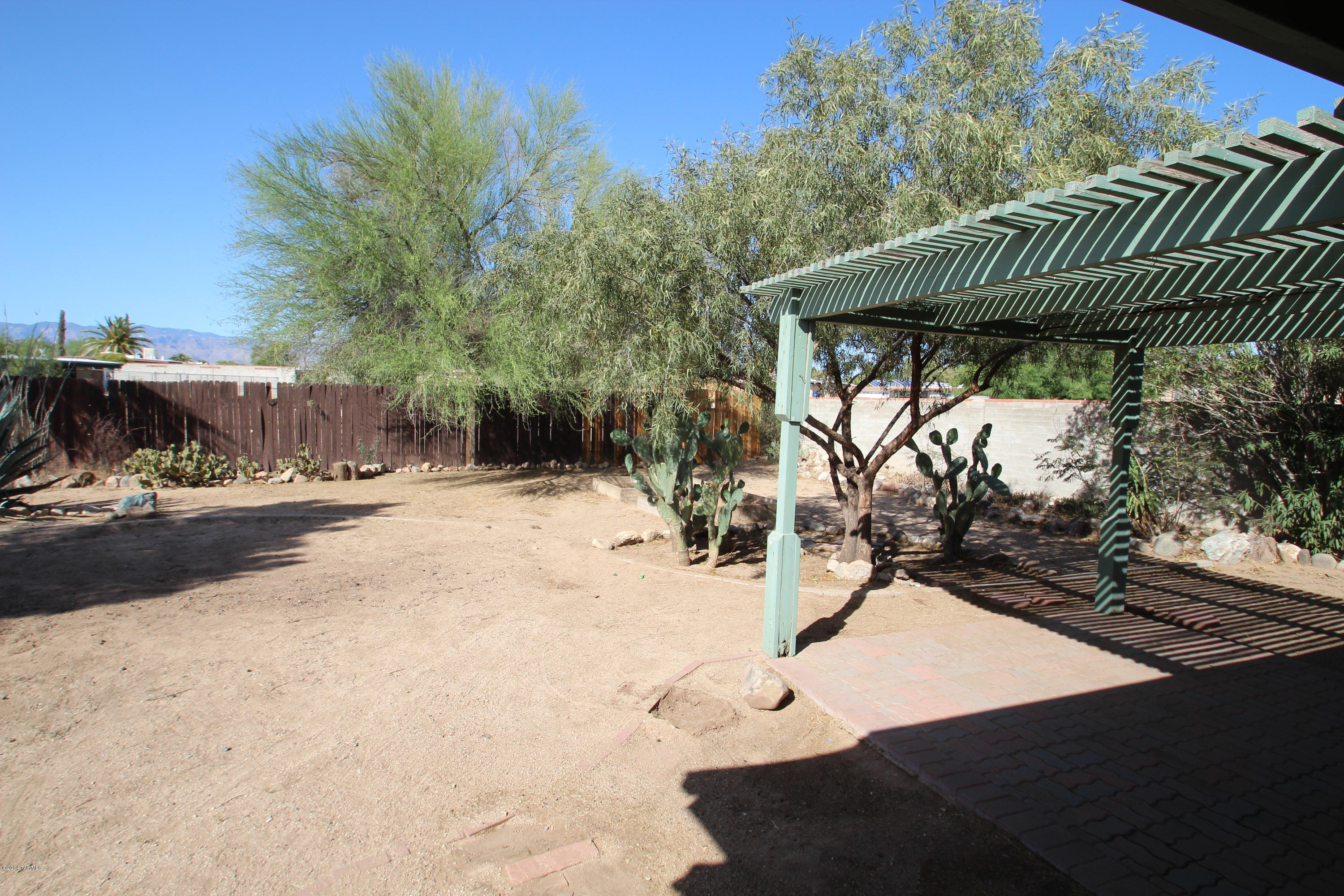 8357 East Rolling Ridge Street Tucson, AZ 85710 - Photo 4 of 16 Gallery Image 4