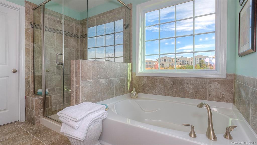 8351 Dallas Bay Road, Unit 232 Charlotte, NC 28278 - Photo 17 of 24 Gallery Image 17