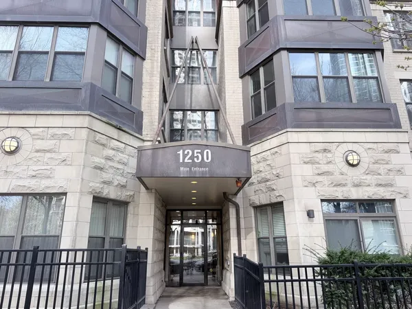 $398,800 | 1250 South Indiana Avenue, Unit 509, Chicago, IL 60605